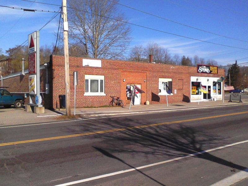 ideal-lease-property-tilton-nh-on-main-street-image-03